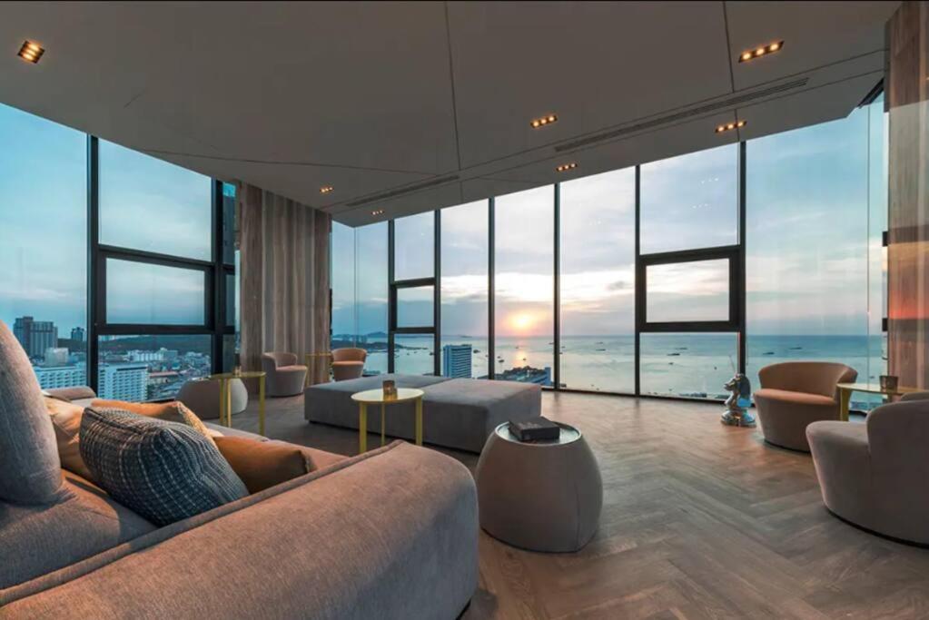 Sea View 2 Bed @ Appartement *
